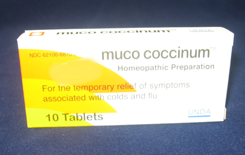 Muco coccinum